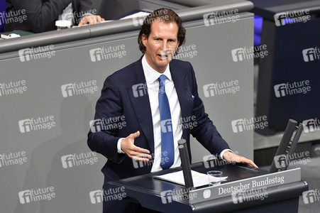 215. Sitzung des Deutschen Bundestages in Berlin