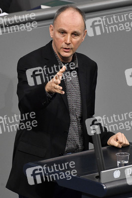 215. Sitzung des Deutschen Bundestages in Berlin