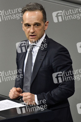 215. Sitzung des Deutschen Bundestages in Berlin