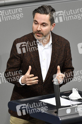 215. Sitzung des Deutschen Bundestages in Berlin