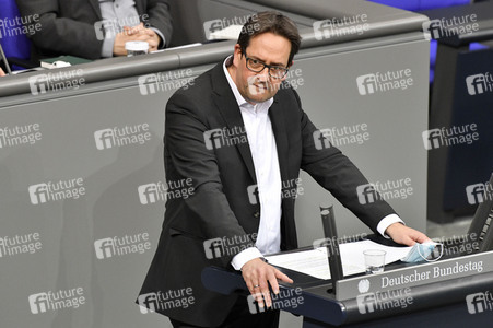 215. Sitzung des Deutschen Bundestages in Berlin