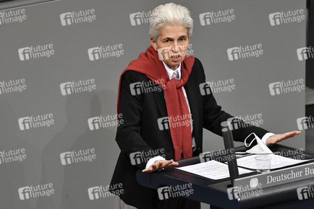 215. Sitzung des Deutschen Bundestages in Berlin