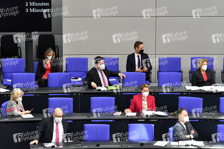 216. Sitzung des Deutschen Bundestages in Berlin