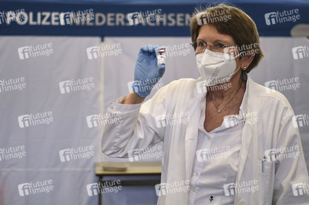 Priorisierte Impfung von Polizeibediensteten in Hannover