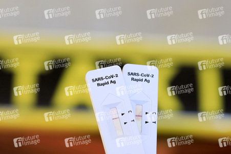 Symbolfoto Corona-Schnelltest