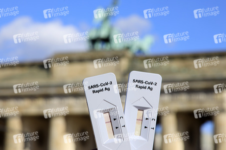 Symbolfoto Corona-Schnelltest