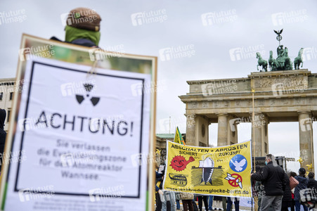 Kazaguruma-Demonstration in Berlin