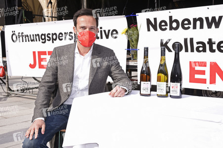 Protestaktion 'GemeinsamZukunft! Es reicht!' in München