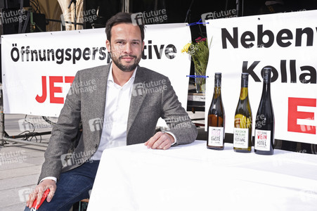 Protestaktion 'GemeinsamZukunft! Es reicht!' in München