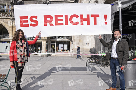 Protestaktion 'GemeinsamZukunft! Es reicht!' in München