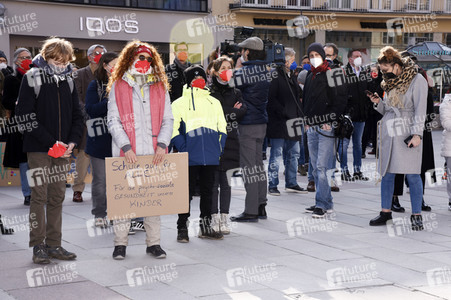 Protestaktion 'GemeinsamZukunft! Es reicht!' in München