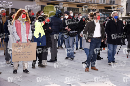 Protestaktion 'GemeinsamZukunft! Es reicht!' in München