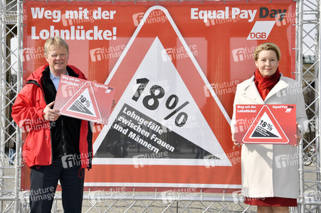 DGB-Aktion zum Equal Pay Day in Berlin