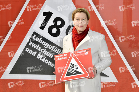 DGB-Aktion zum Equal Pay Day in Berlin