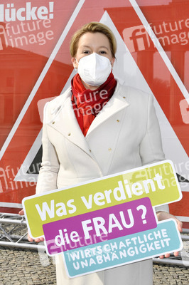 DGB-Aktion zum Equal Pay Day in Berlin