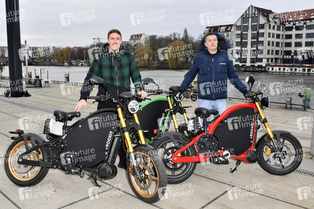 Fototermin mit Max Kruse und Aaron Troschke in Berlin