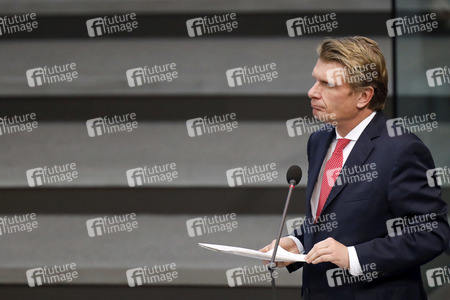 208. Sitzung des Deutschen Bundestages in Berlin