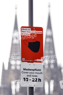 Symbolfoto Maskenpflicht