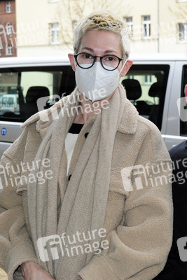 Ankunft zur TV-Aufzeichnung der Talkshow 'Riverboat' in Leipzig