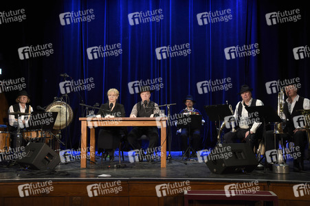 Johanna Bittenbinder und Heinz-Josef Braun in Haar