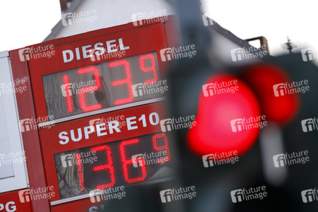 Symbolfoto Benzinpreise