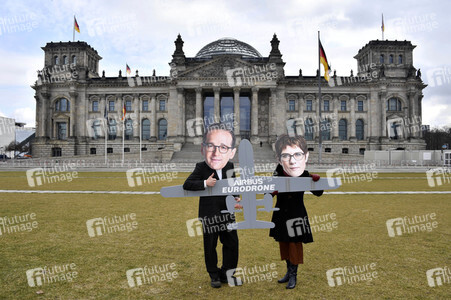 Protestaktion 'Keine Kampfdrohnen für die Bundeswehr!' in Berlin