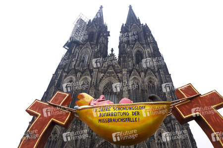 Demo 'Missbrauch in der Kirche'
