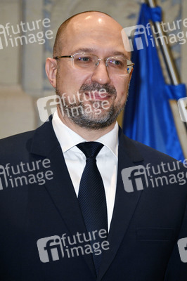 Fototermin mit Reiner Haseloff und Denys Schmyhal in Berlin
