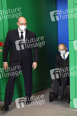 Fototermin mit Wolfgang Schäuble und Denys Schmyhal in Berlin