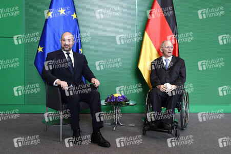 Fototermin mit Wolfgang Schäuble und Denys Schmyhal in Berlin