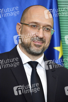 Fototermin mit Wolfgang Schäuble und Denys Schmyhal in Berlin