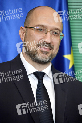 Fototermin mit Wolfgang Schäuble und Denys Schmyhal in Berlin
