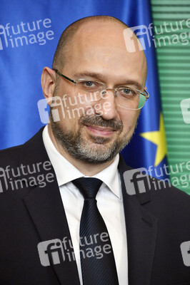 Fototermin mit Wolfgang Schäuble und Denys Schmyhal in Berlin