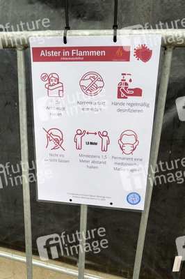 Alarmstufe Rot - Alster in Flammen in Hamburg