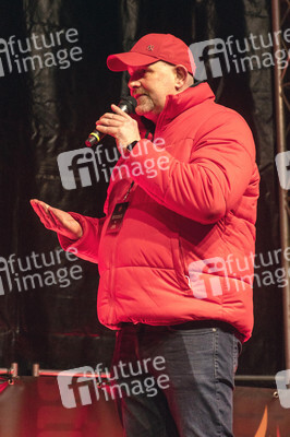 Alarmstufe Rot - Alster in Flammen in Hamburg