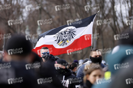 Demonstration von Rechtsextremisten und Reichsbürgern in Berlin