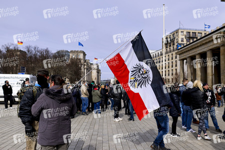 Demonstration von Rechtsextremisten und Reichsbürgern in Berlin