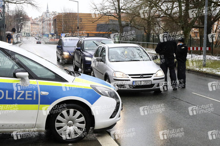 Kontrolle des Grenzverkehrs am Grenzübergang Görlitz - Zgorzelec