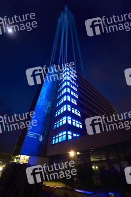 Lichtinstallation zum Weltwassertag in Hannover