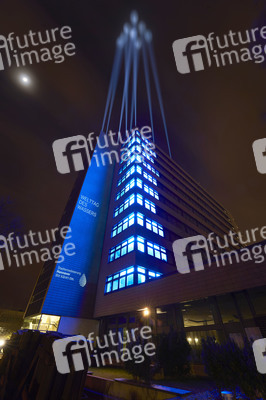 Lichtinstallation zum Weltwassertag in Hannover