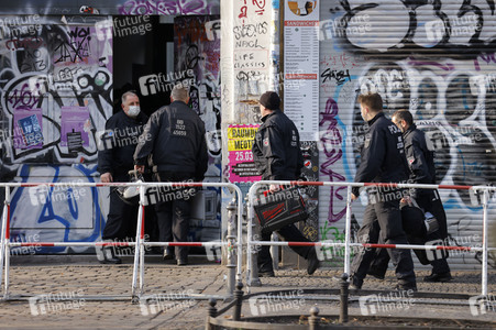 Räumung der Kiezkneipe 'Meuterei' in Berlin