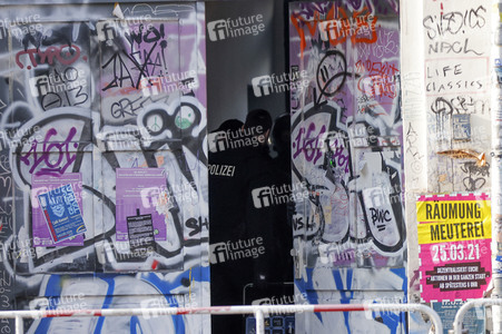 Räumung der Kiezkneipe 'Meuterei' in Berlin