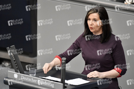 218. Sitzung des Deutschen Bundestages in Berlin