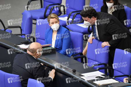 218. Sitzung des Deutschen Bundestages in Berlin