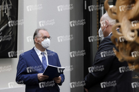 Übergabe des Tätigkeitsberichts zum Datenschutz in Berlin