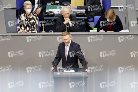 218. Sitzung des Deutschen Bundestages in Berlin