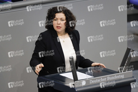 218. Sitzung des Deutschen Bundestages in Berlin