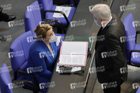 218. Sitzung des Deutschen Bundestages in Berlin