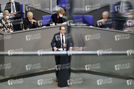 218. Sitzung des Deutschen Bundestages in Berlin