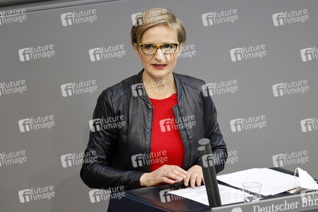 218. Sitzung des Deutschen Bundestages in Berlin